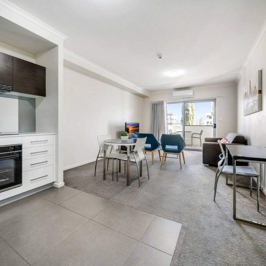 Fully Furnished in Greenway - Photo 1