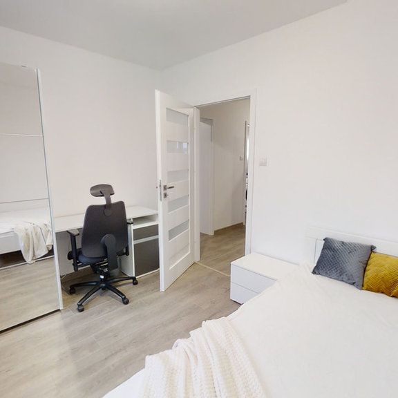 Dobry standard! 3 pokoje, klimatyzacja, parking - Photo 1