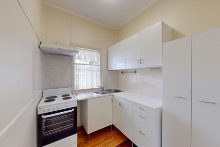 80 Marks Point Road, Marks Point NSW 2280 - Photo 5