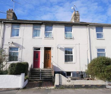 3 bedroom terraced house to rent - Photo 6