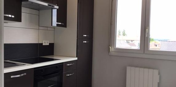 Location Appartement 2 pièces 44m² - Photo 2