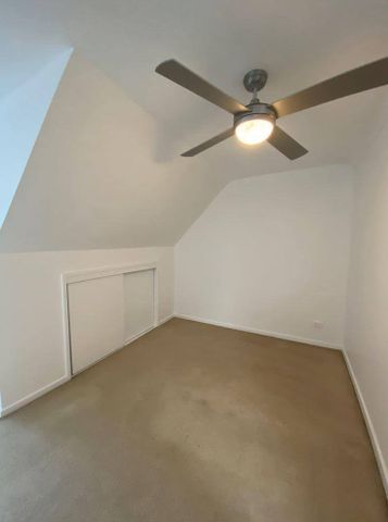 Unique Duplex! - Photo 2