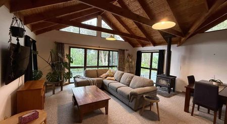 Serene country homestead - Photo 4