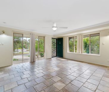 Boutique Comfort Meets Urban Convenience – Your Next Home Awaits in... - Photo 4