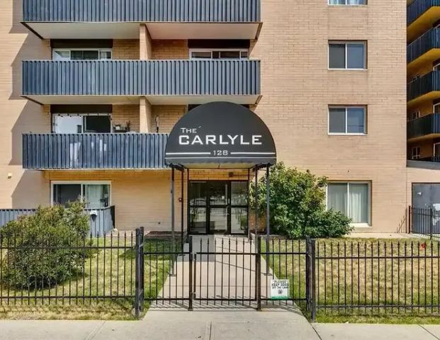 The Carlyle- Open Concept 2 bedroom in the vibrant Beltline | 301 - 128 15 Avenue Southwest, Calgary - Photo 1