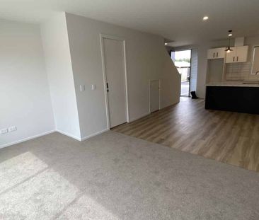 TWO BEDROOMS - LEVIN - Photo 2