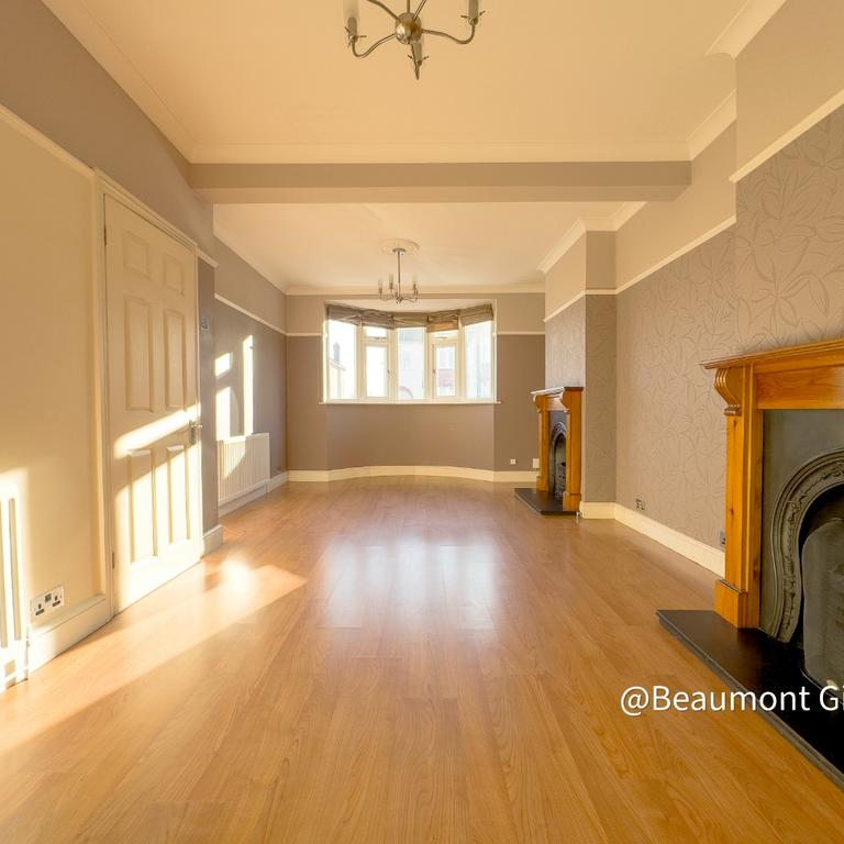 3 bedroom terraced house to rent - Photo 1