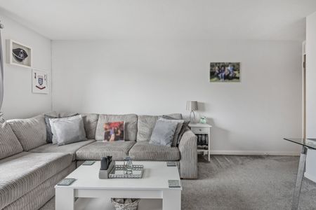1 Bedroom Flat/Apartment to rent - Photo 2