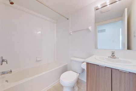 For Lease - 60 Orchid Place Unit# TH-2, Toronto, Ontario - Photo 2