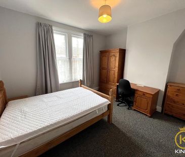 5 bedroom terraced house to rent - Photo 5