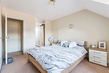 Aphelion Way, Shinfield, Reading, RG2 - Photo 5