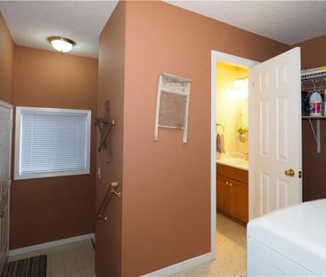 For Lease - 33 Boulder Crescent Unit# Main, Guelph, Ontario - Photo 6