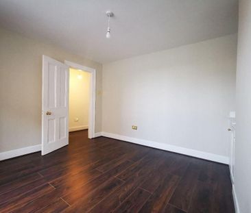 6 bedroom terraced house to rent - Photo 4