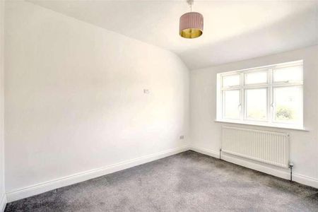 Westleigh Avenue, Leigh On Sea, Essex, SS9 - Photo 5