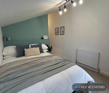 1 bedroom in a house share to rent - Photo 1