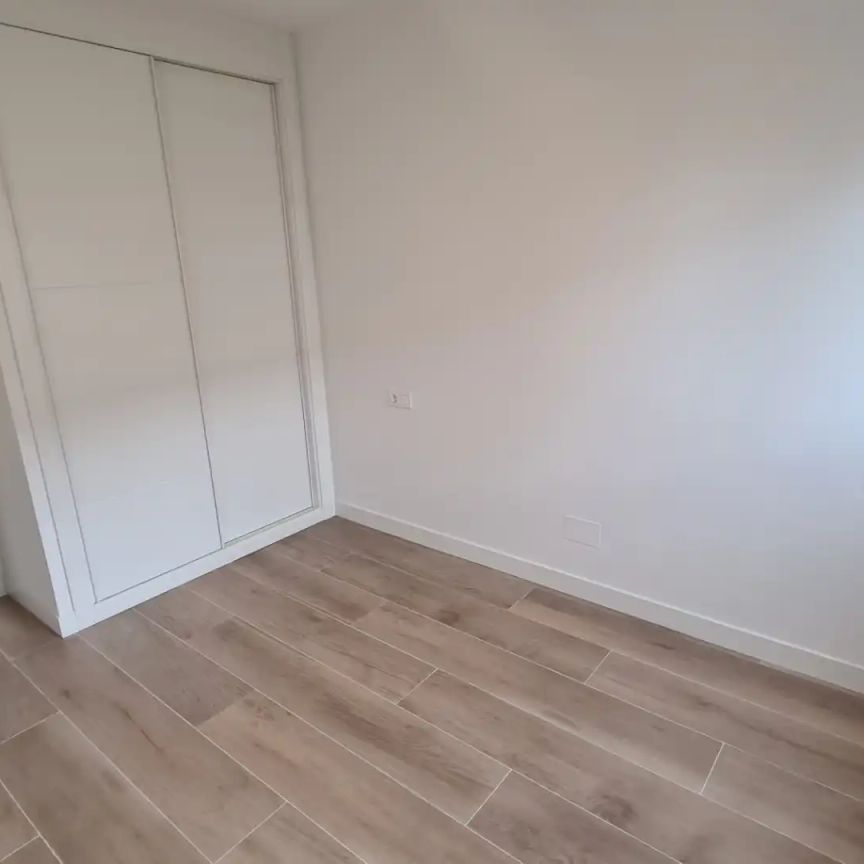 Piso de alquiler en Calle Río Tajuña, 10, Juncal - Photo 1