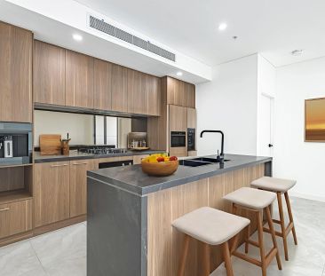 Sophisticated Sky-High Living With Barista-Grade Coffee Included - Photo 6