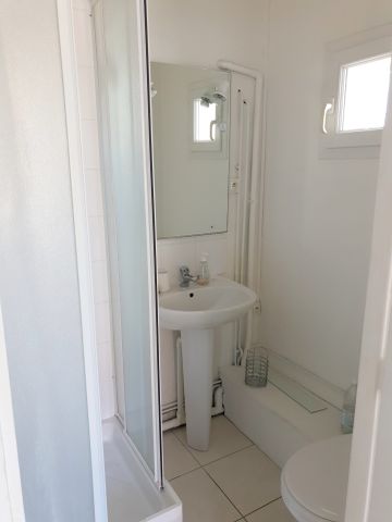 Location Appartement 1 pièce 24m² COMPIEGNE 60200 - Photo 5