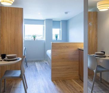 Studio to rent - Photo 2