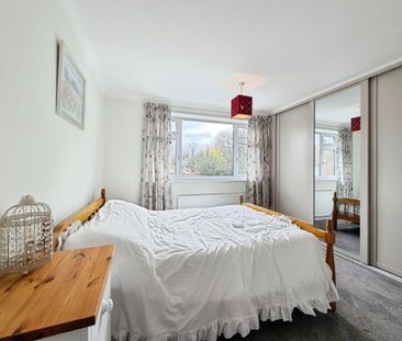 3 bedroom semi-detached house to rent - Photo 6