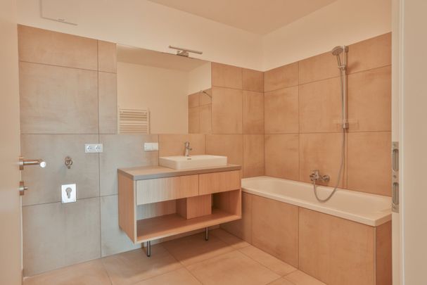 Neubau Erstbezug 3-Zimmer-Wohnung in Krems - Balkon und Top-Ausstattung! - Photo 1