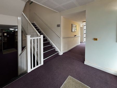 High Street, Trumpington - Photo 3