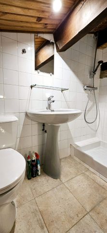 Location Maison 4 pièces 90m² GONFARON 83590 - Photo 4