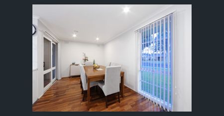 Neat 3 Bedroom Home with Spacious Living and Backyard - Photo 3