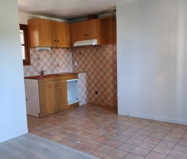 Location Appartement 2 pièces 35m² BRIVE LA GAILLARDE 19100 - Photo 3