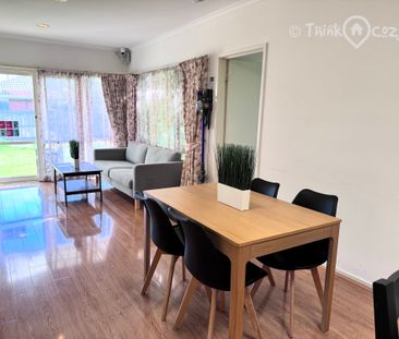 Glen Waverley - Photo 2