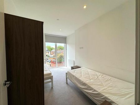 2 bedroom apartment to rent - Photo 5