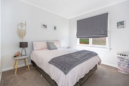 Charming West Launceston Gem Awaits You! - Photo 4