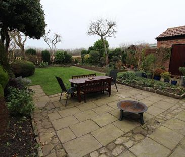 1 bedroom semi-detached house to rent - Photo 3