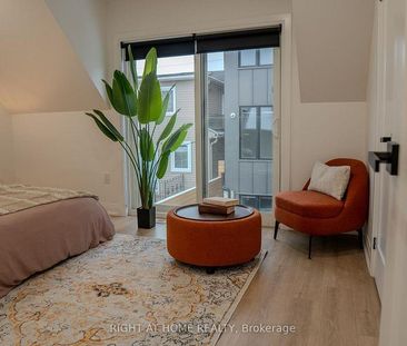 16 Habibi Lane apartment — Toronto, ON (3-Bedroom) - 3 Bedroom - Photo 6