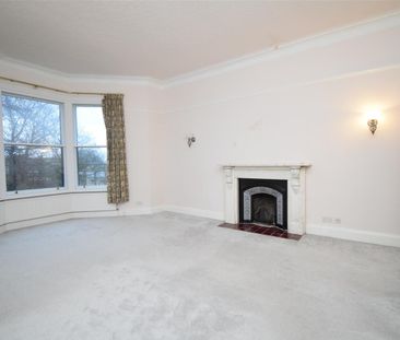 Cathedral Close, Wakefield - Photo 1