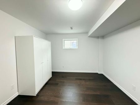 For Lease - 90 Pappain Crescent Unit# Lower, Brampton, Ontario - Photo 3