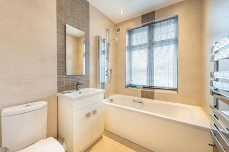 5 bedroom semi-detached house to rent - Photo 5