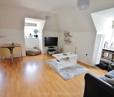 Price £1,450 pcm - Available 27/07/2026 - Unfurnished - Photo 2