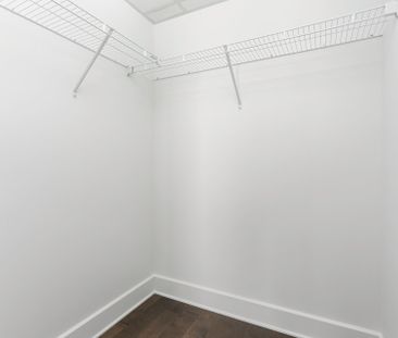 353 Boul. Brunswick, #607 - Photo 1