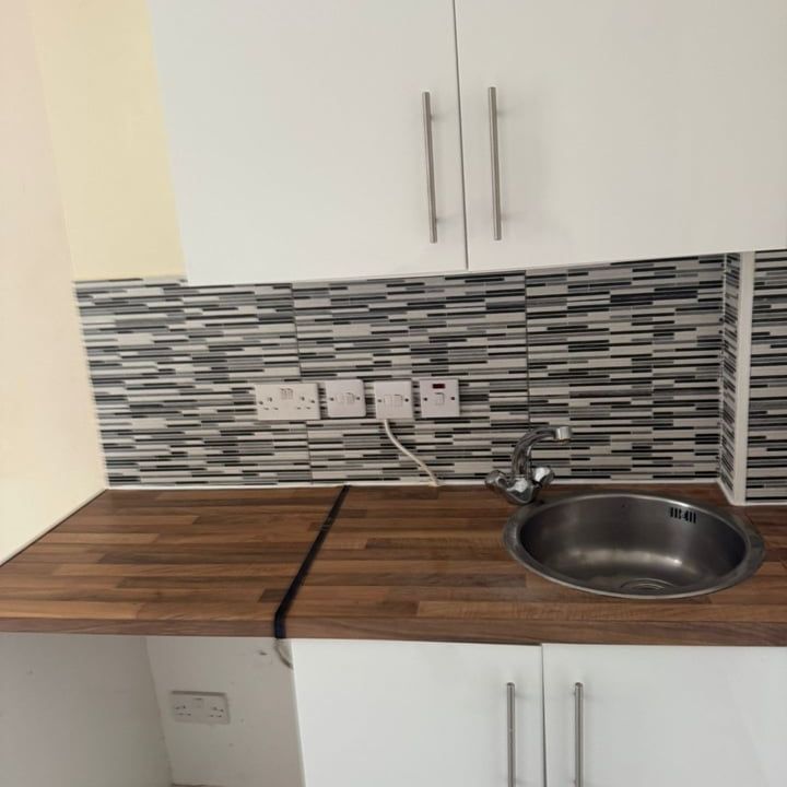 Studio Flat, Durlston Road, E5 - Photo 1