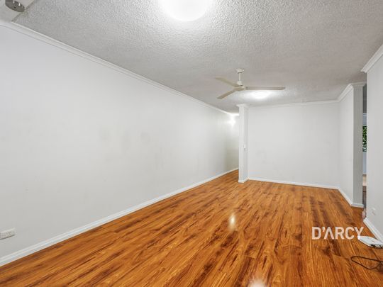 2/32 BEATRICE ST - Photo 1