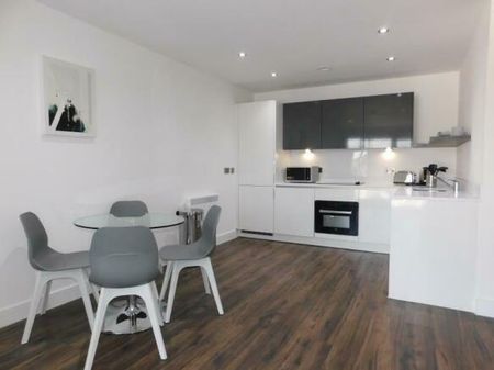 2 bedroom flat to rent - Photo 4