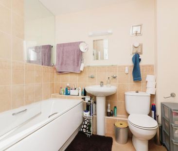 1 bedroom flat to rent - Photo 5