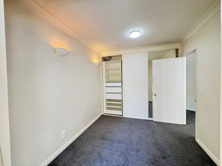 57 Boulcott St, Te Aro - Photo 2