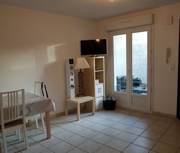 Location Appartement 2 pièces 44m² SALLAUMINES 62430 - Photo 1