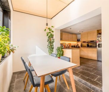 4 bedroom semi-detached house to rent - Photo 4