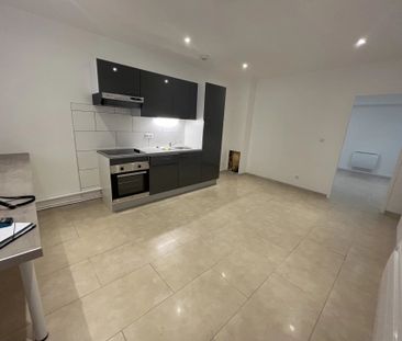 Location Appartement 3 pièces 115 m2 à Saint-Quentin - Photo 5