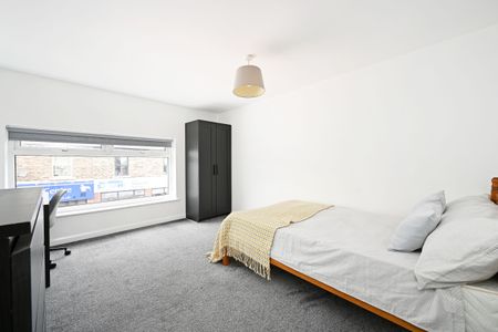 4 bedroom house share to rent - Photo 4