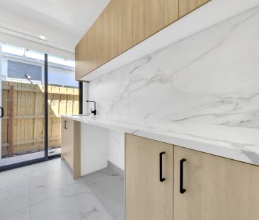 “A Place To Call Home In Tarneit !!!” - Photo 2