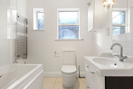 Blackstone Road, London, NW2 - Photo 5